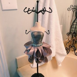 Decorative Jewelry Stand/Hanger